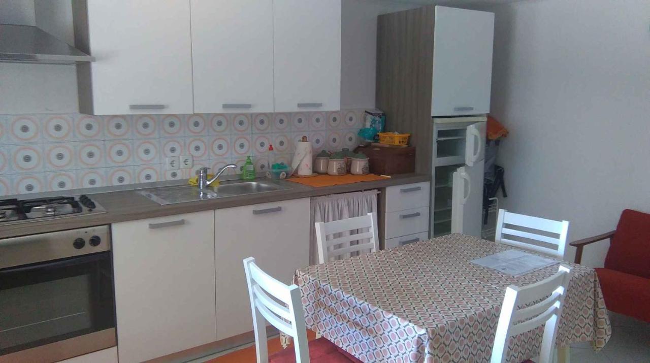 Holiday Home In Lopar/Insel Rab 17776 Eksteriør billede