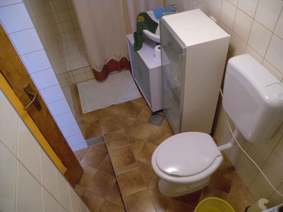 Holiday Home In Lopar/Insel Rab 17776 Eksteriør billede